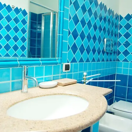Villetta Ambra بيت للعطل شيا